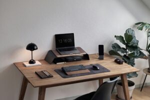 How to Become a Prompt Engineer: A Comprehensive Guide
